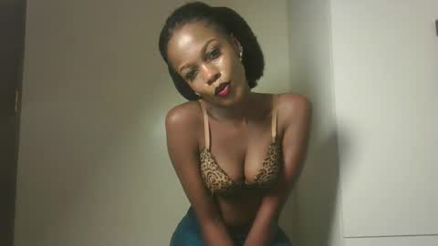 Juicey lovely online show from 03.16.26