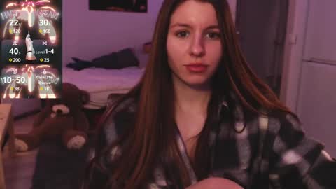 Snapshot of juicy_mystery chatting on 01.13.25 laura online show from 01.13.25