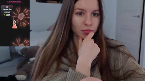 Snapshot of juicy_mystery chatting on 01.15.25 laura online show from 01.15.25