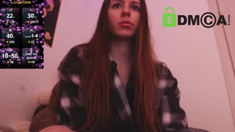 Snapshot of juicy_mystery chatting on 02.15.25 laura online show from 02.15.25