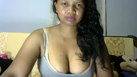 stellah online show from 11.24.25