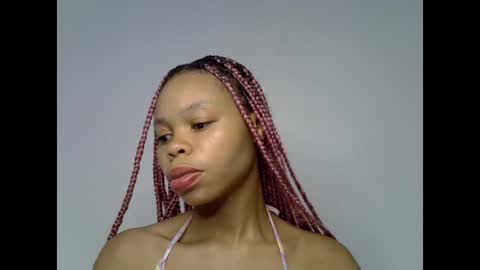 Snapshot of juicy_slut0 chatting on 07.14.26 Champaign online show from 07.14.26
