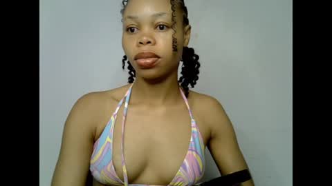 Snapshot of juicy_slut0 chatting on 07.27.26 Champaign online show from 07.27.26