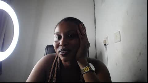 Snapshot of juicy_slut080 chatting on 05.27.26 Elena online show from 05.27.26