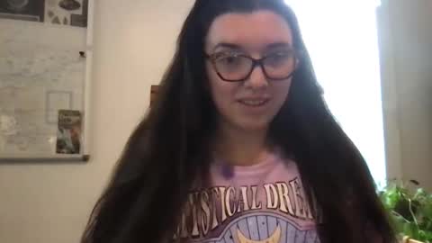 Snapshot of juicybootyqt chatting on 11.17.25 juicybootyqt online show from 11.17.25