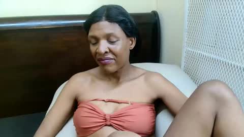 Snapshot of juicykayxxx chatting on 09.10.25 Miss Kay online show from 09.10.25