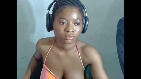 juicynpinkx online show from 04.10.26