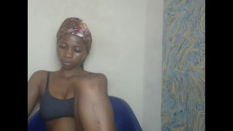 Snapshot of juicypiexx chatting on 02.10.25 juicypiexx online show from 02.10.25