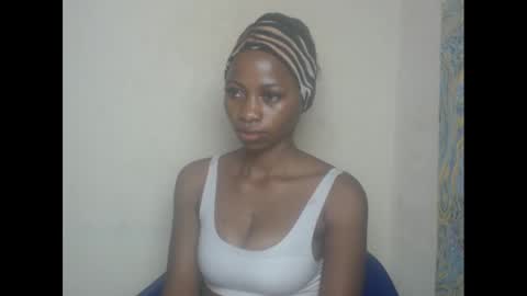 Snapshot of juicypiexx chatting on 02.10.25 juicypiexx online show from 02.10.25