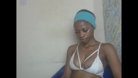 Snapshot of juicypiexx chatting on 02.11.25 juicypiexx online show from 02.11.25