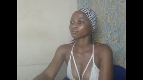 Snapshot of juicypiexx chatting on 02.28.25 juicypiexx online show from 02.28.25