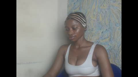 Snapshot of juicypiexx chatting on 03.05.25 juicypiexx online show from 03.05.25