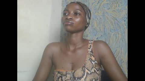 Snapshot of juicypiexx chatting on 03.10.25 juicypiexx online show from 03.10.25