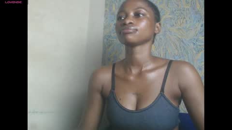 Snapshot of juicypiexx chatting on 03.10.25 juicypiexx online show from 03.10.25