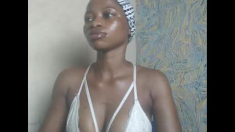 Snapshot of juicypiexx chatting on 03.11.25 juicypiexx online show from 03.11.25