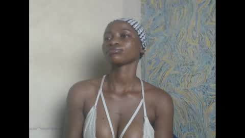 Snapshot of juicypiexx chatting on 03.11.25 juicypiexx online show from 03.11.25