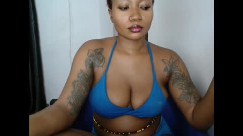 juicyxpink online show from 09.16.25