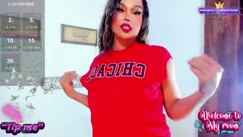 Jujubee online show from 09.18.25