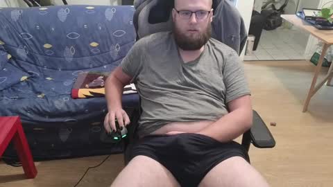 Julcs online show from 12.20.24