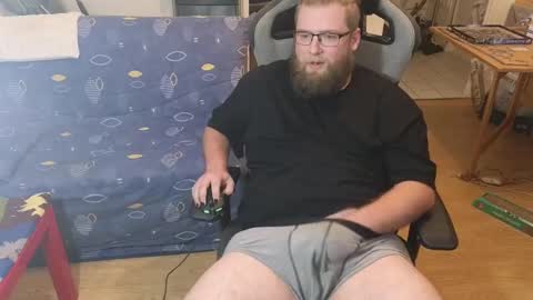 Julcs online show from 01.28.25