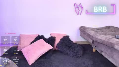 Jules and Gia online show from 08.02.26