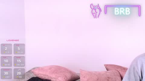 Jules and Gia online show from 08.04.26