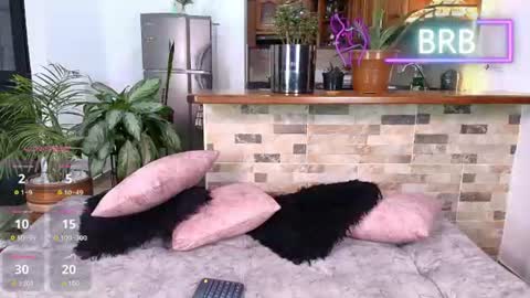 Jules and Gia online show from 08.08.26