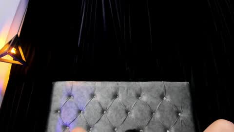 Julees online show from 03.04.25