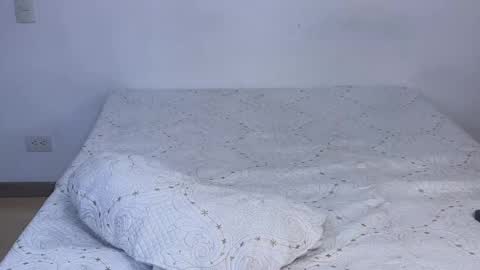 Snapshot of julesxdann chatting on 03.04.25 Jules and Dann Dont forget to give us thumps up online show from 03.04.25