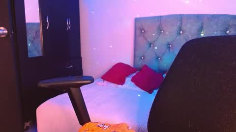  Juliana Torres  online show from 03.07.25