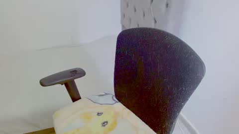  Juliana Torres  online show from 09.15.25