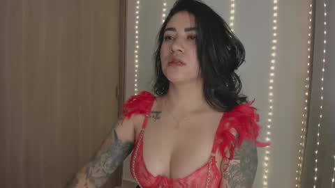 Juli Modelo Independiente online show from 03.19.26