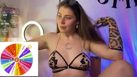 juli_m00n online show from 05.09.26