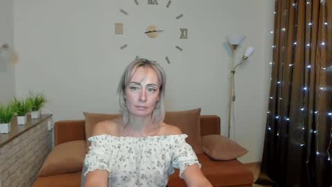 Snapshot of julia__cherry_ chatting on 01.07.25 julia__cherry_ online show from 01.07.25