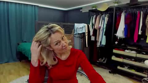 julia__cherry_ online show from 03.22.26