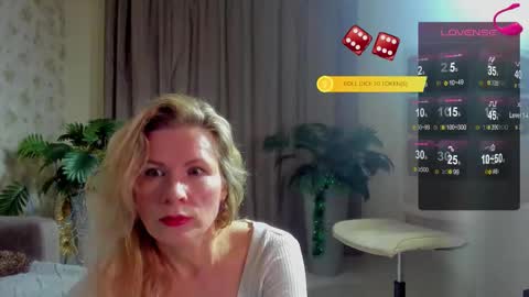julia_giulia online show from 03.09.26