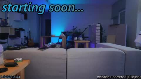 Snapshot of julia_jane chatting on 04.03.26 Julia Jane online show from 04.03.26