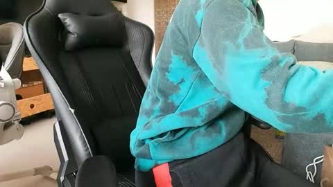 Snapshot of julia_official chatting on 02.21.26 julia_official online show from 02.21.26