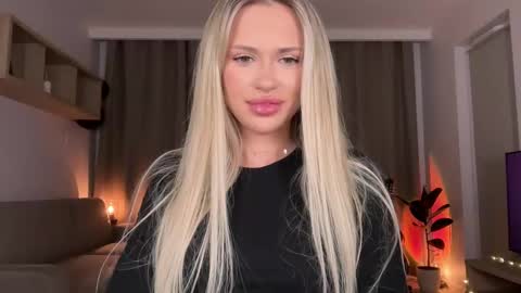 Snapshot of julia_rle chatting on 09.26.25 Julia R Le online show from 09.26.25