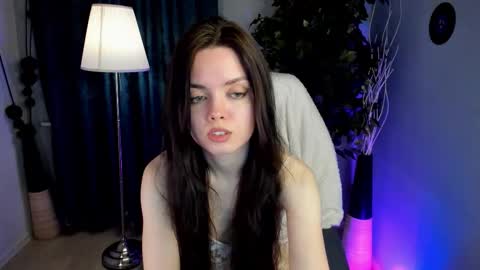 juliamoss online show from 02.05.26