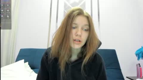 Snapshot of juliamurr18 chatting on 03.02.25 Julia online show from 03.02.25