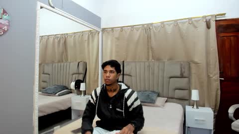 Snapshot of julian_billy chatting on 01.18.25 julian billy online show from 01.18.25