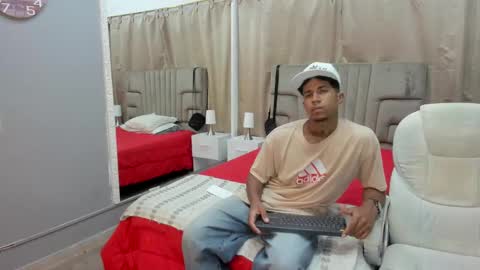 Snapshot of julian_billy chatting on 01.31.25 julian billy online show from 01.31.25