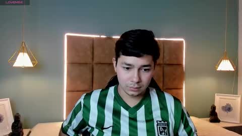 julian_smith21 online show from 03.17.26