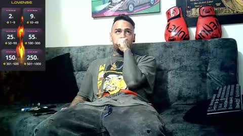 Julian independent model online show from 09.13.25