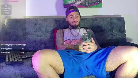 Julian independent model online show from 02.09.26