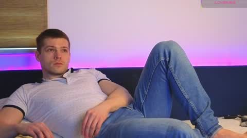 julian_turner online show from 04.03.26