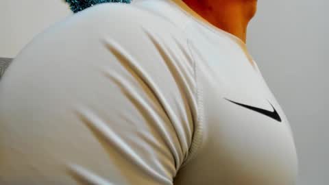 julian_wallace online show from 01.05.25