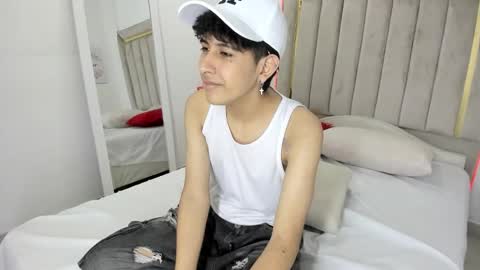 Julian online show from 02.06.26