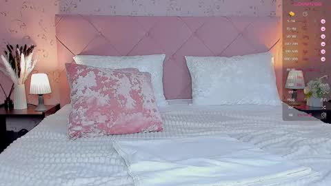 Snapshot of juliana_browns chatting on 03.05.25 Juliana online show from 03.05.25